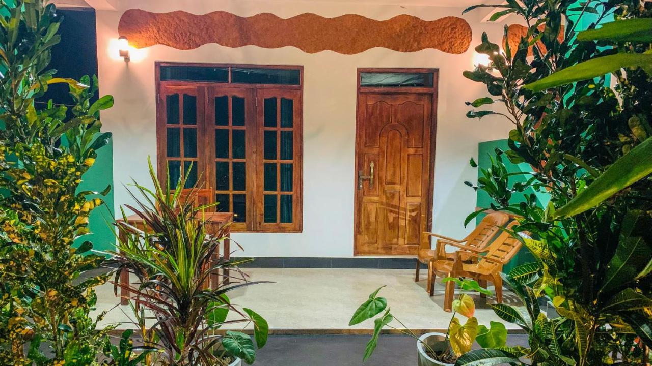 Sigiri Starwing Villa Sigiriya Luaran gambar