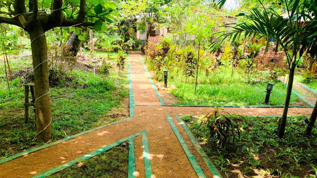 Sigiri Starwing Villa Sigiriya Luaran gambar